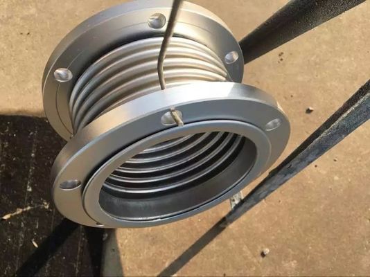 Equipamento de tubulação flexível de metal com acessórios de flange / conjunto de acessórios de flange flexíveis de tubulação de aço inoxidável fornecedor