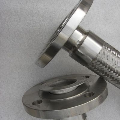 Tubos flexíveis de aço inoxidável com acessórios de flange fornecedor
