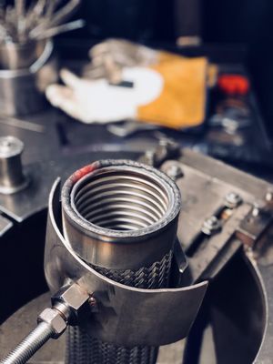 Tubos flexíveis de aço inoxidável a baixa temperatura, para isolamento a vácuo / tubos flexíveis de aço inoxidável a alta pressão fornecedor