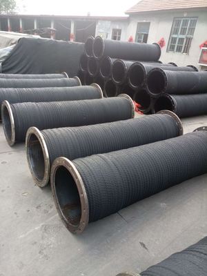 Mangueira de borracha de dragagem resistente ao envelhecimento e à água do mar para transporte suave fornecedor