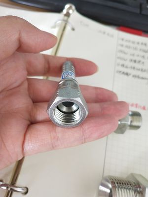 Acessórios hidráulicos / acessórios de mangueira / acessórios de aço carbono / acessórios de aço inoxidável / Metric, JIS, JIC, ORFS, BSPT, SAE fornecedor